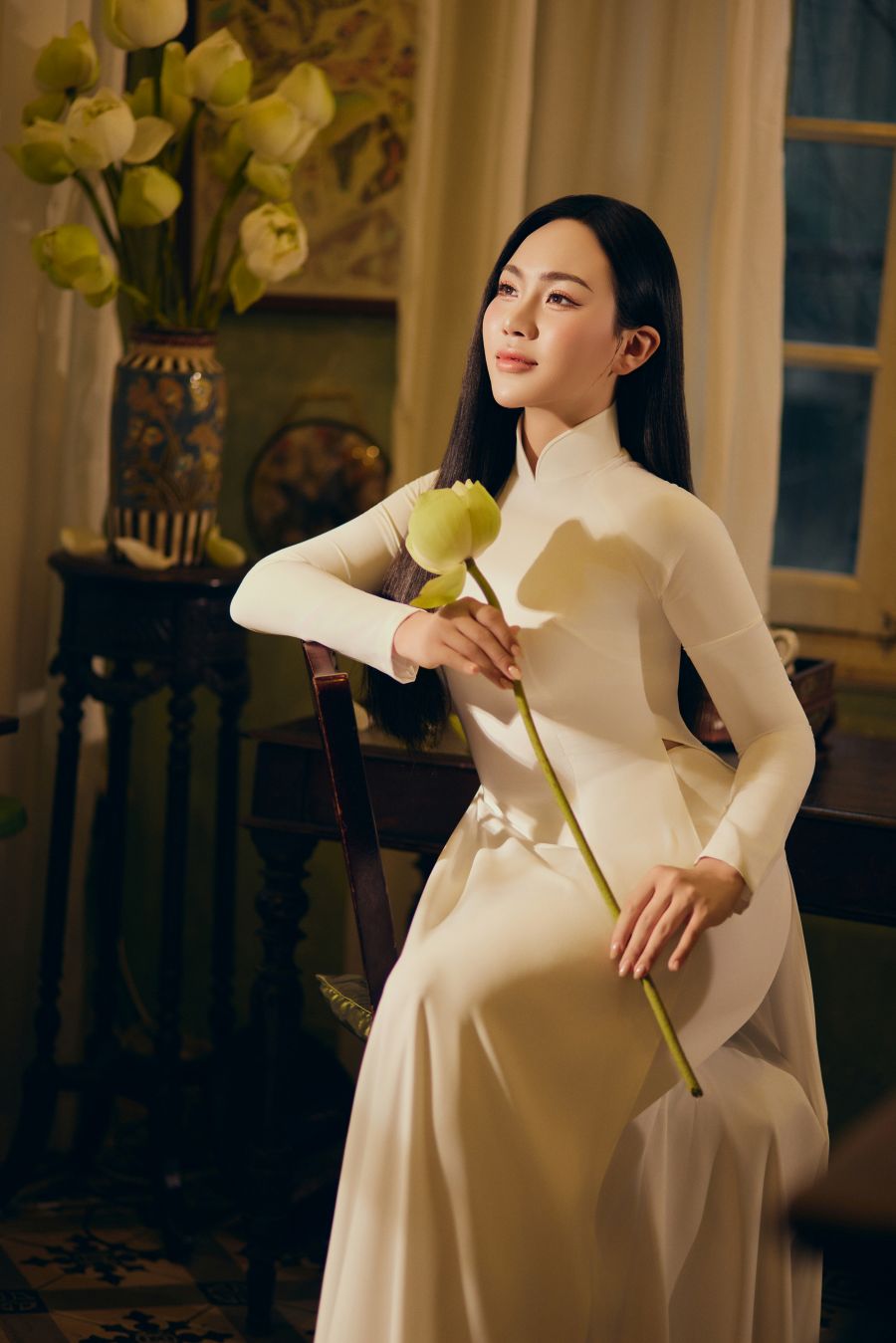 Cô gái 22 tuổi vay tiền tỷ làm album nhạc cổ điển về Hà Nội