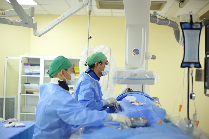 Nhận biết khó thở đột ngột và dấu hiệu nhồi máu cơ tim để cấp cứu kịp thời