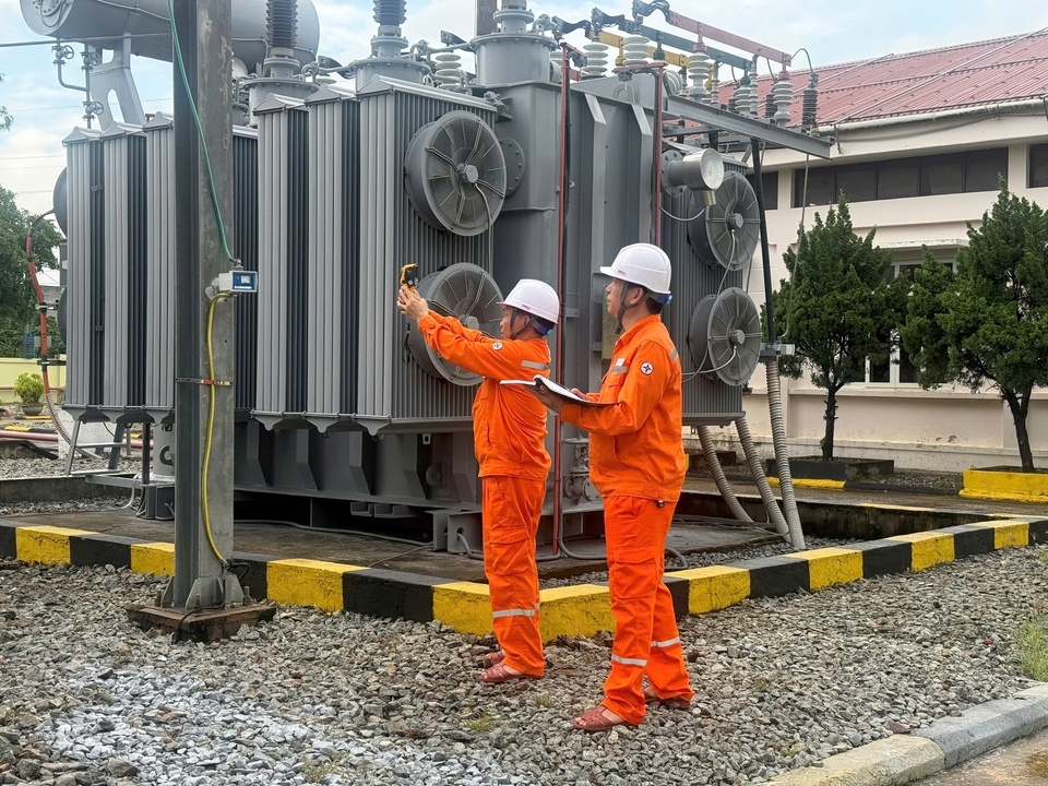 Hà Nội ứng dụng AI để biến lưới điện thành hệ thống cảnh báo an toàn thông minh