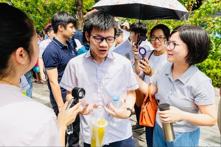 Giảm số môn thi vào lớp 10 có thực sự giảm áp lực?