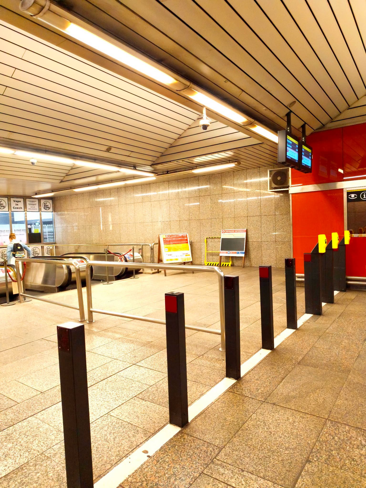 Mengapa Sistem Metro Eropah Rasa Berbeza Untuk Pengguna Kita