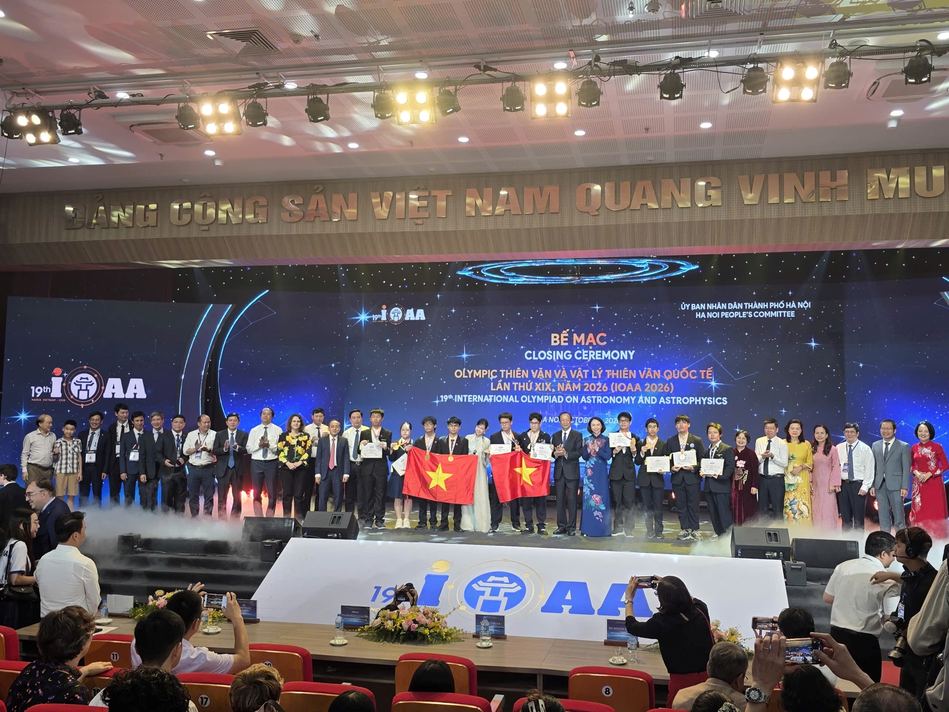 Việt Nam độc chiếm 10/10 huy chương tại Olympic Thiên văn quốc tế