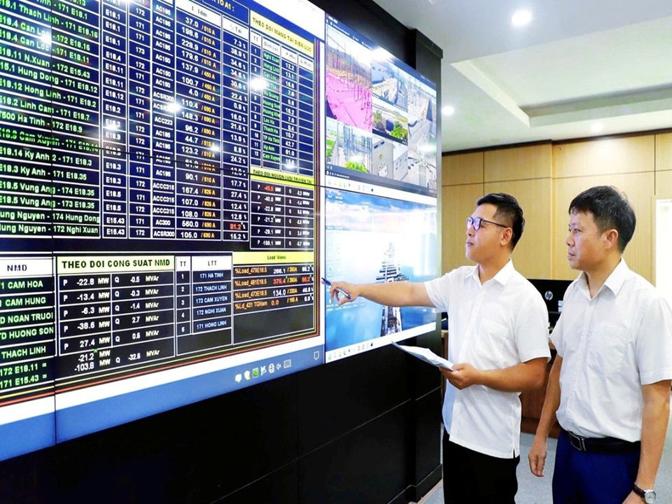Hà Nội ứng dụng AI để biến lưới điện thành hệ thống cảnh báo an toàn thông minh