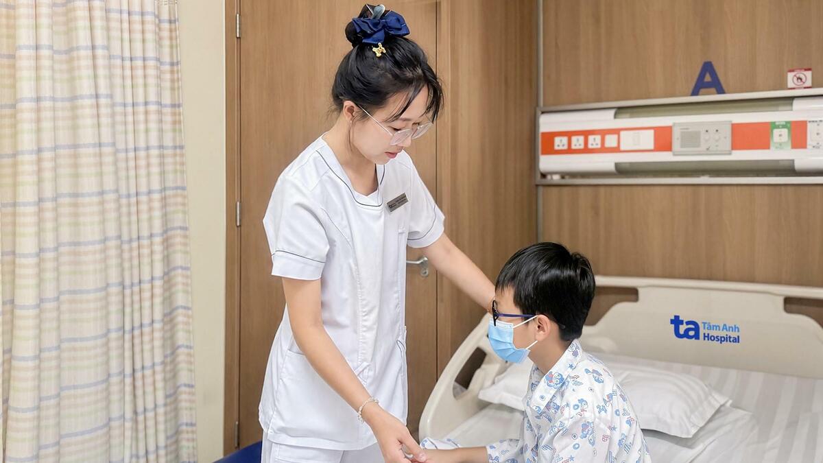 Dịch bệnh đường ruột bùng phát tại trường tiểu học: Phụ huynh cần hành động nhanh