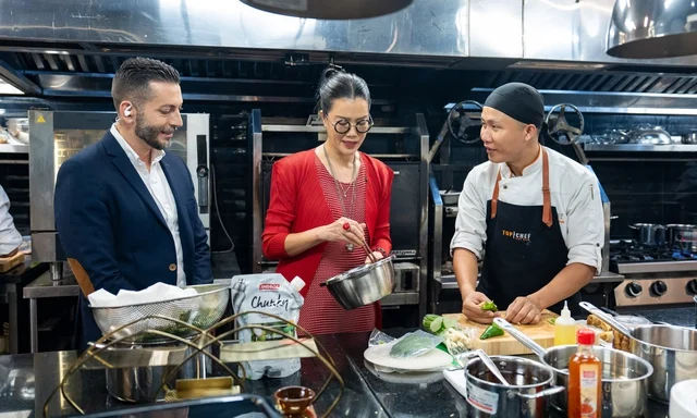 Chef Khắc Linh biến kiệt tác hội họa thành bữa tiệc ẩm thực