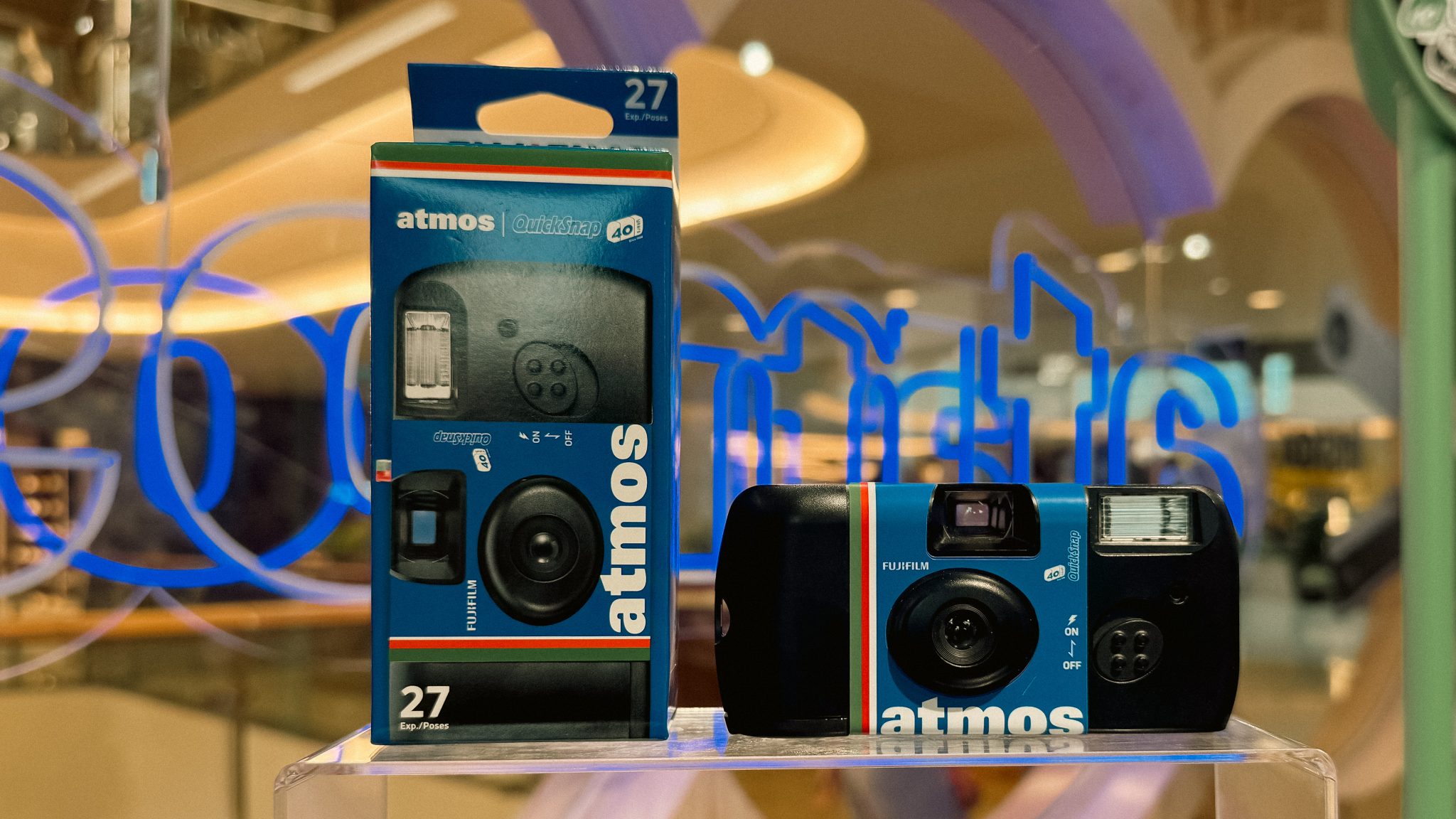 Instax Terbaru Fujifilm Rayakan 40 Tahun QuickSnap