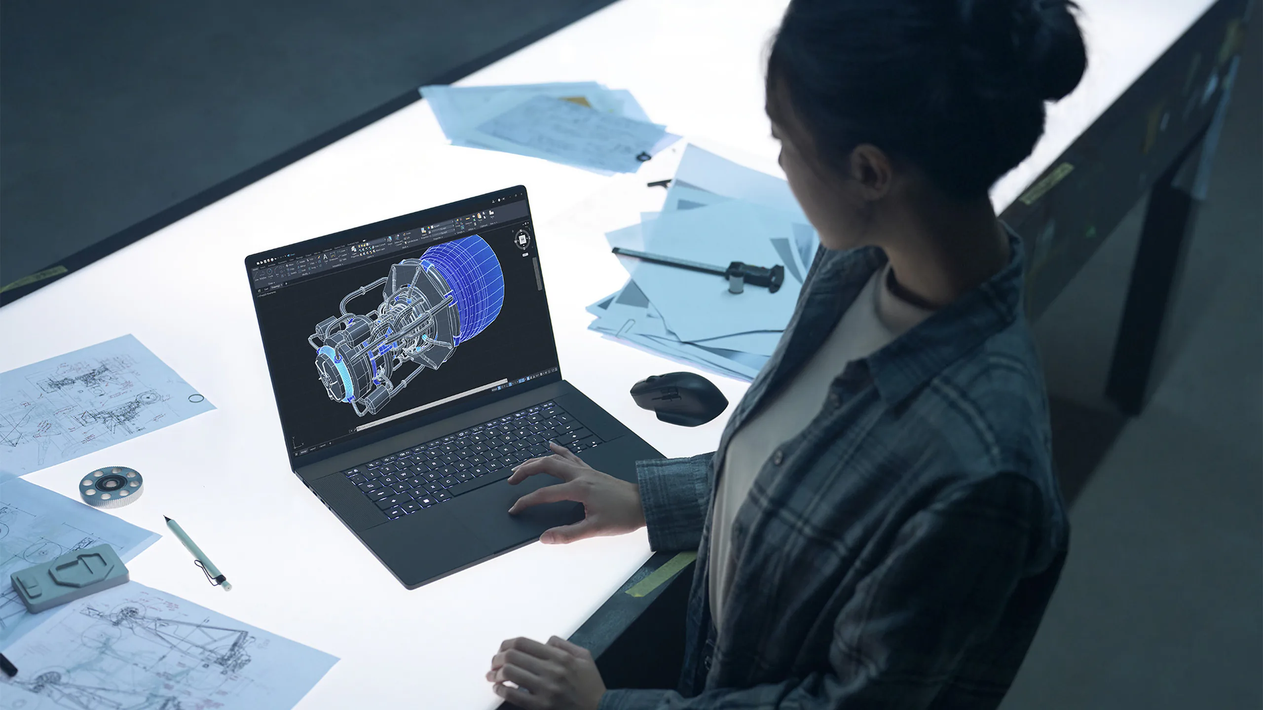 ASUS ProArt P16 RTX Spark mở đặt: laptop AI cục bộ giá 195 triệu