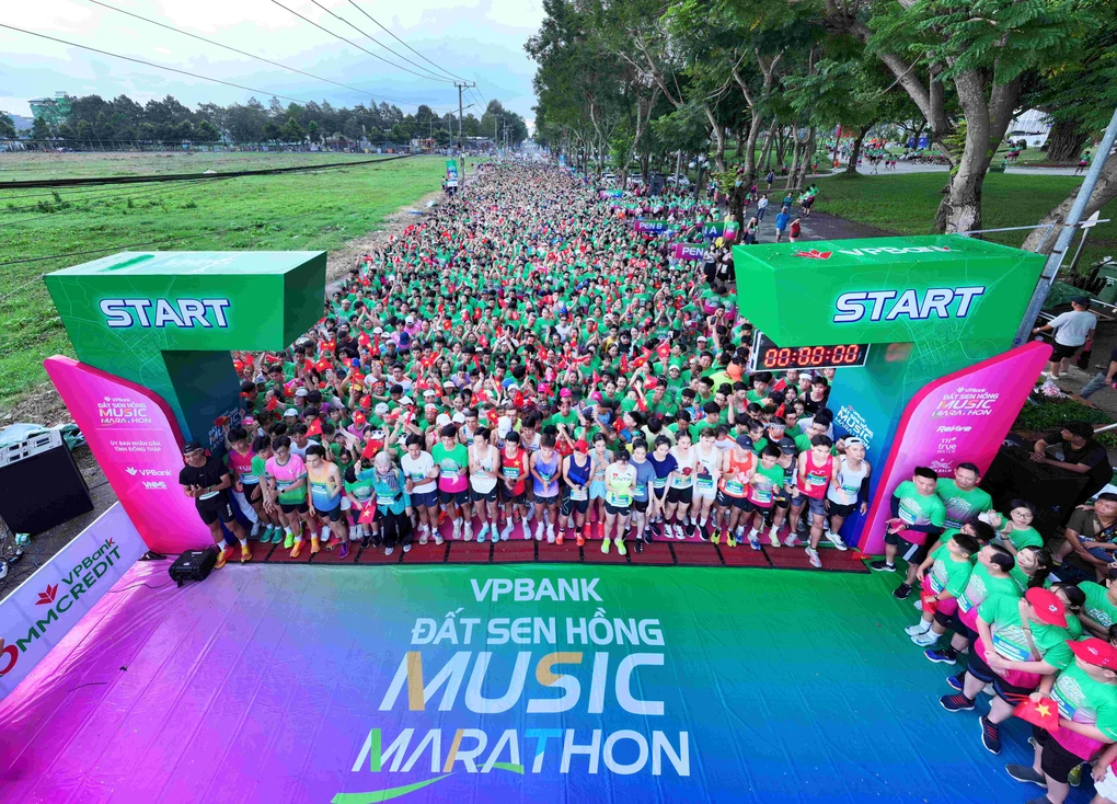 VPBank Đất Sen Hồng Music Marathon: Khi âm nhạc bản địa hòa cùng nhịp chạy tại Đồng Tháp