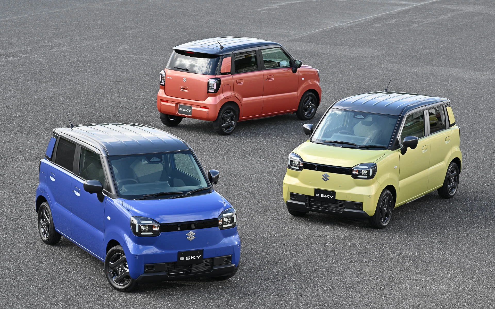 Suzuki e-Sky ra mắt: xe điện mini rẻ thách thức BYD Racco