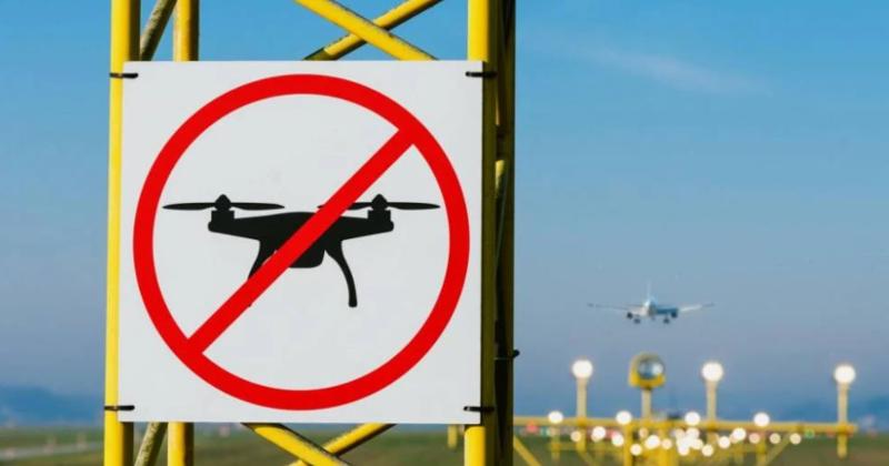 Hướng dẫn toàn diện quy định bay drone gần sân bay