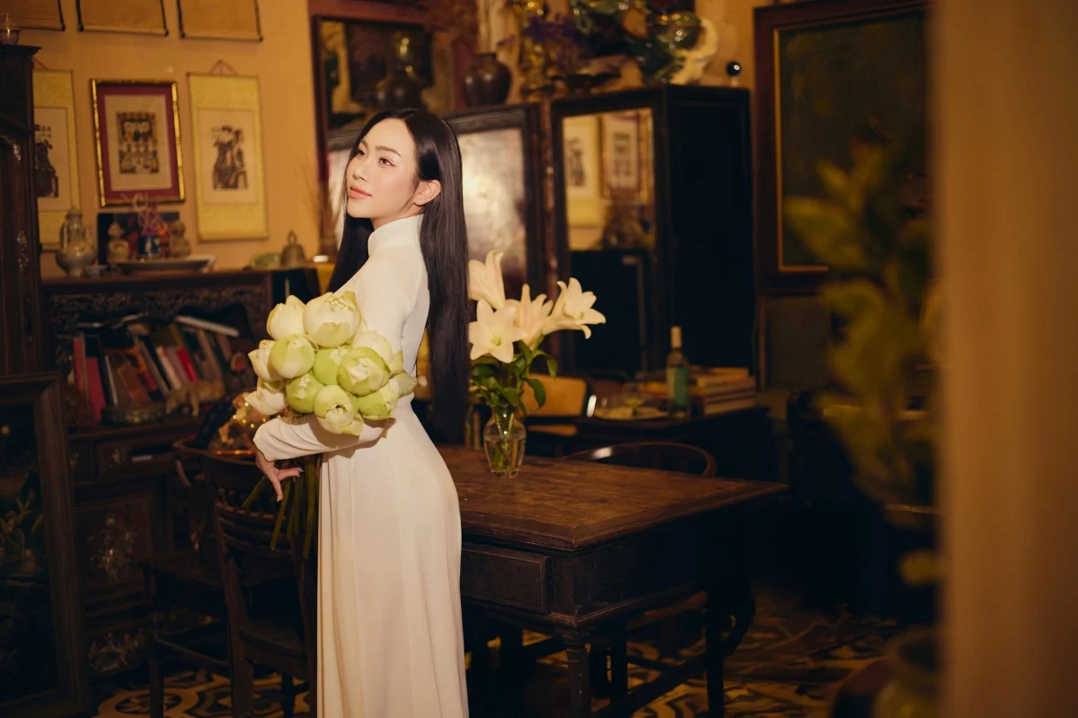 Công nghệ AI tái hiện Hà Nội hoài niệm trong MV nhạc thính phòng của Đặng Ngọc Anh
