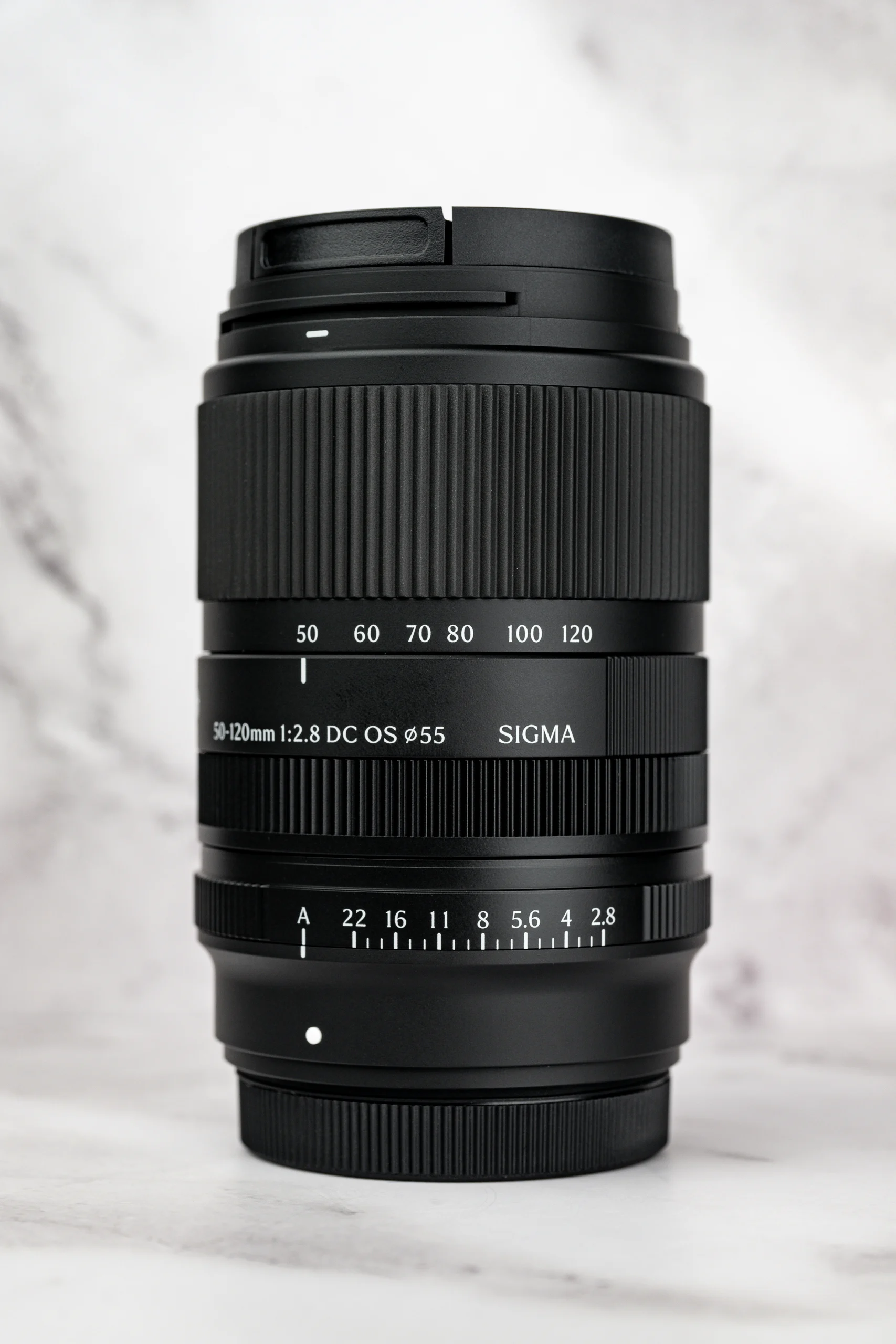 Sigma 50-120mm f/2.8 và xu hướng ống kính zoom khẩu độ cố định
