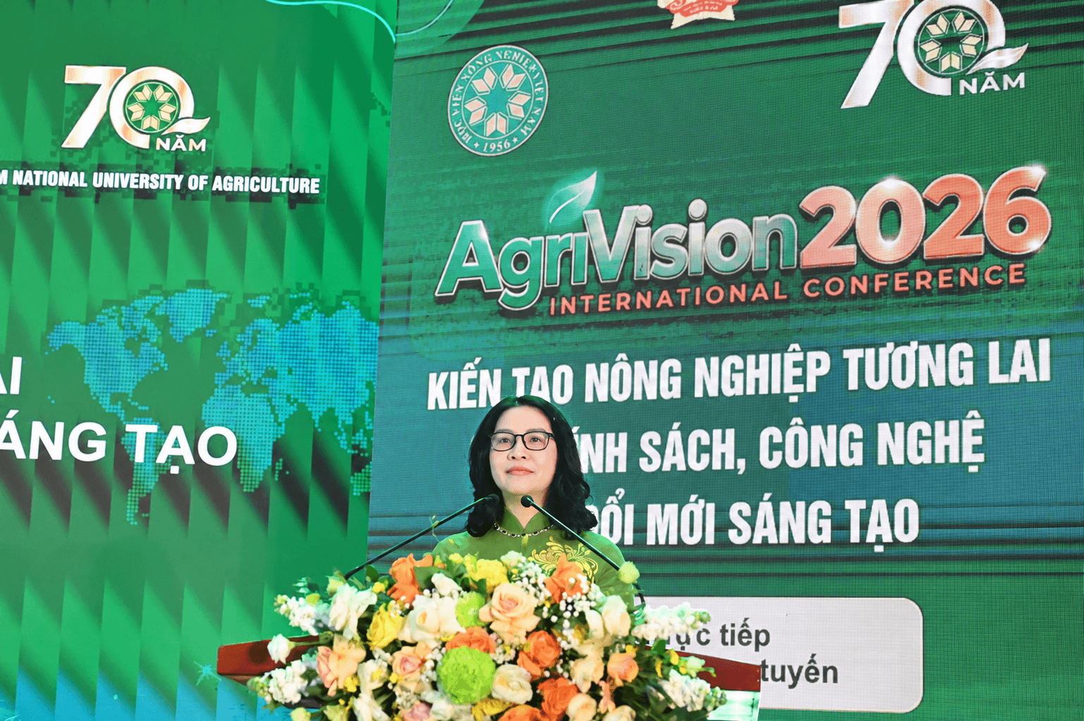 Đưa khoa học từ phòng thí nghiệm xuống ruộng nông dân