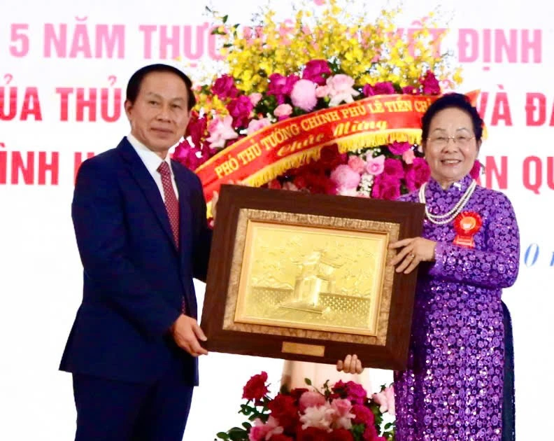 Từ mở rộng mô hình đến nâng cao chất lượng xã hội học tập