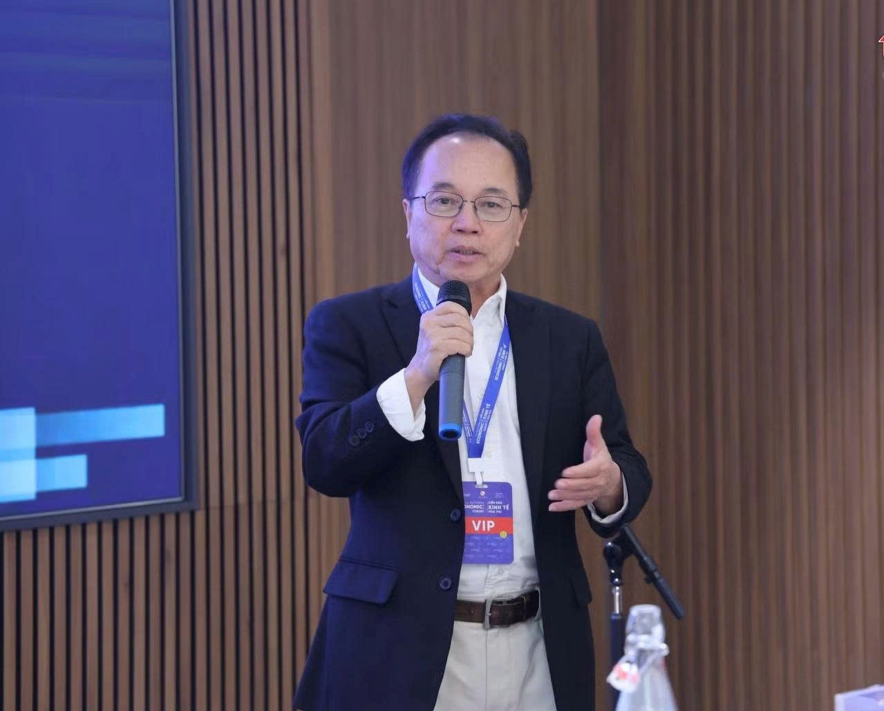 Từ nhập khẩu công nghệ đến làm chủ: chiến lược để bước vào nhóm quốc gia công nghệ cao