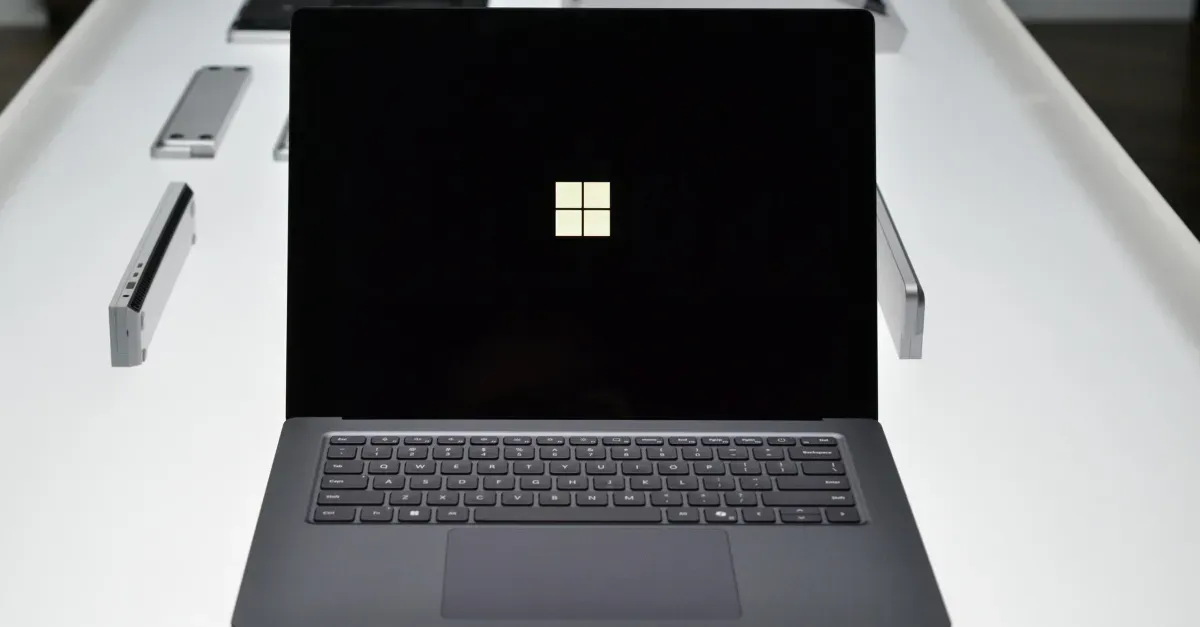 RTX Spark laptop giá bao nhiêu: Từ Surface Laptop Ultra đến MSI, ASUS, Dell