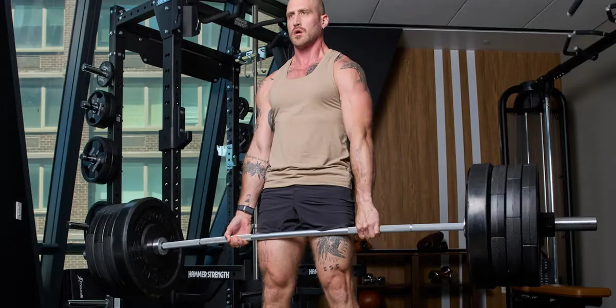 Squat và Deadlift: Form chuẩn để xây dựng sức mạnh an toàn