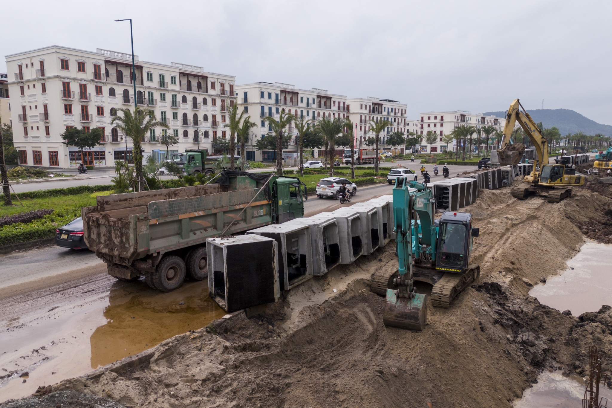 Phú Quốc xây dựng trục giao thông 10 làn xe và LRT cho APEC