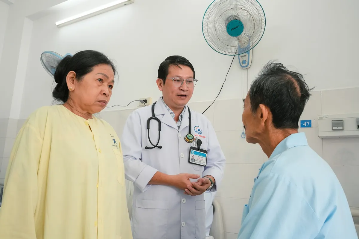 Những phút sinh tử trong vỡ phình mạch máu: từ can thiệp nội mạch đến phẫu thuật khẩn cấp