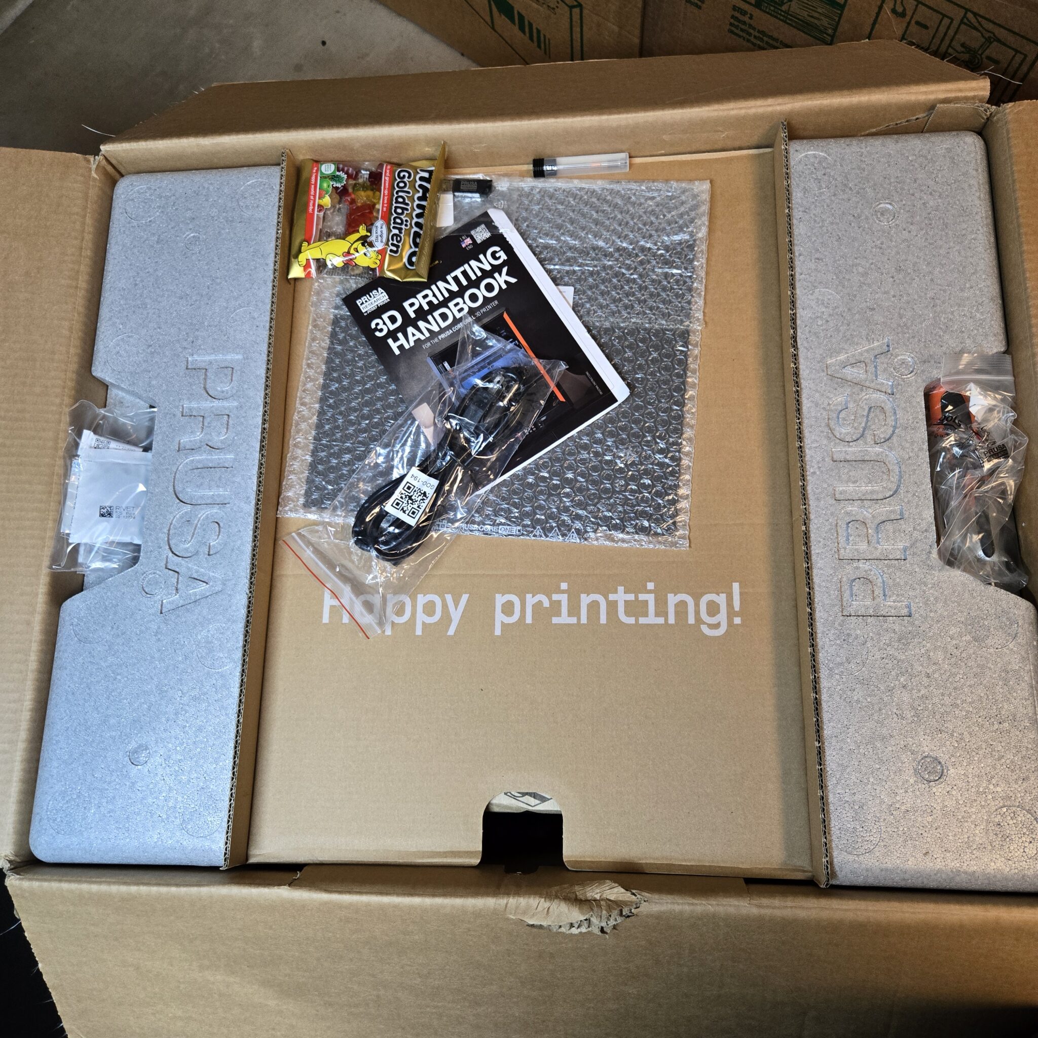 So sánh máy in resin lớn: Anycubic Photon P1 Max có xứng đáng?