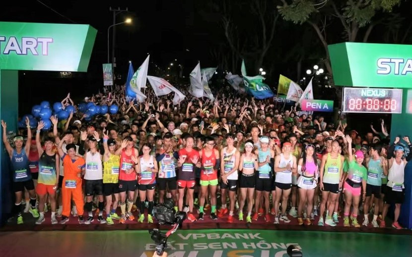 Marathon Đất Sen Hồng lập kỷ lục người tham gia, mở rộng cộng đồng chạy bộ