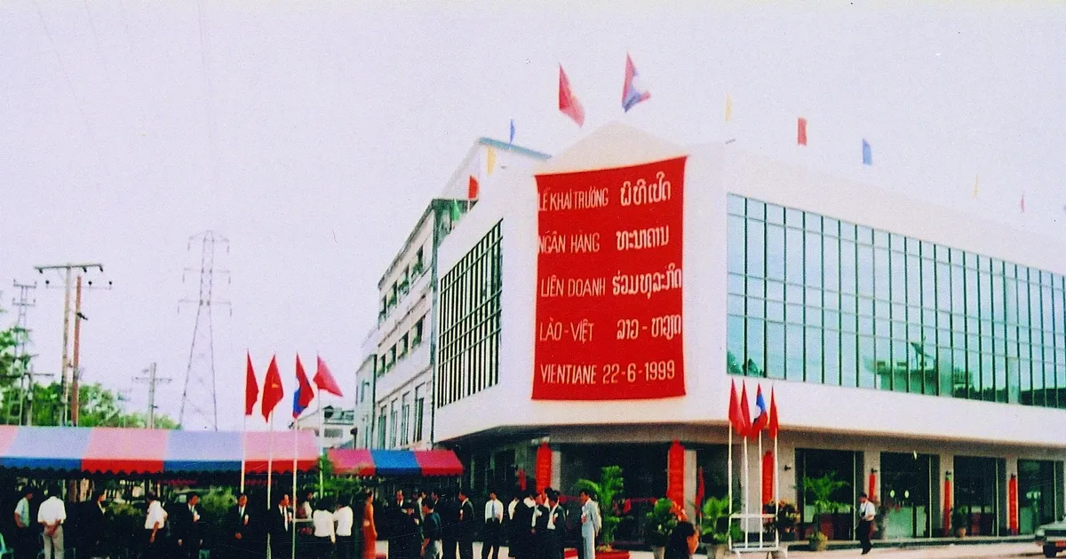Ngân hàng Việt Nam mở rộng mạng lưới tài chính tại Lào
