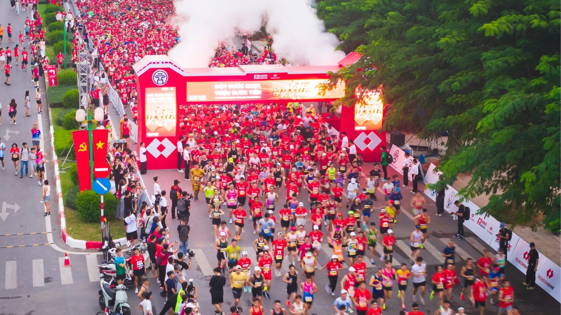 Techcom Life và hành trình 5 mùa Marathon Quốc tế Hà Nội