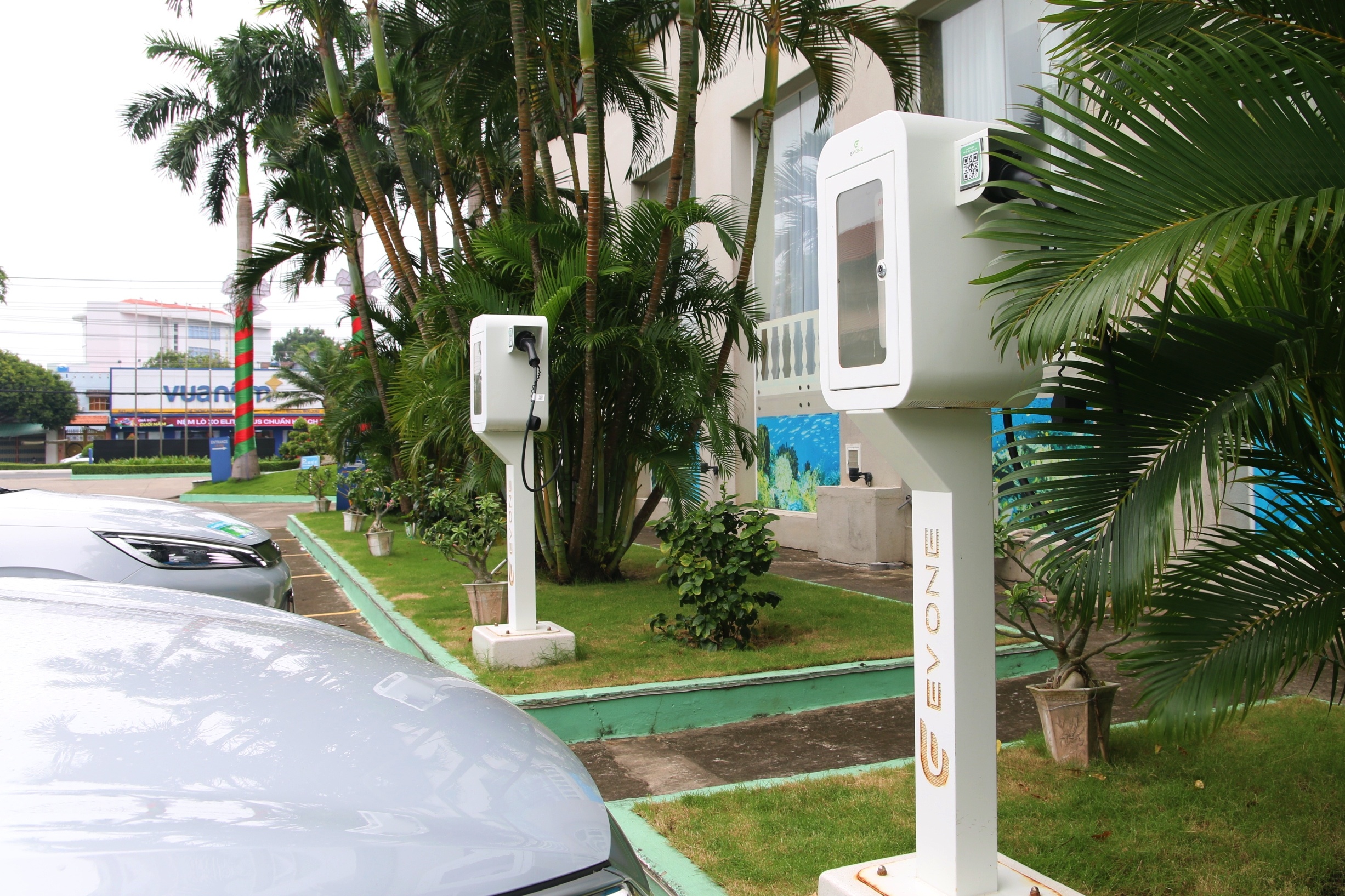 Quy chuẩn sạc xe điện mới: Chuẩn chung kỹ thuật, không ép dùng chung