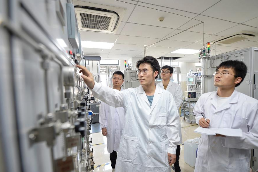 9 nhà khoa học Việt Nam trong danh sách 10.000 người ảnh hưởng nhất thế giới
