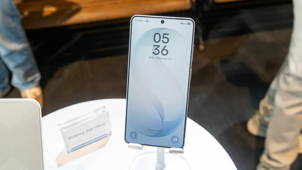 Galaxy S26 tăng giá 100-200 USD: người dùng có nên tiếp tục trung thành?