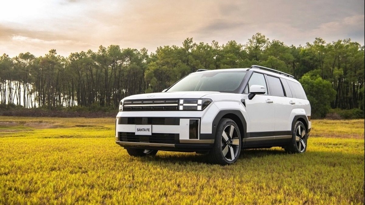 Hyundai tháng 10: Santa Fe giảm mạnh, Creta và loạt SUV/MPV đồng loạt ưu đãi