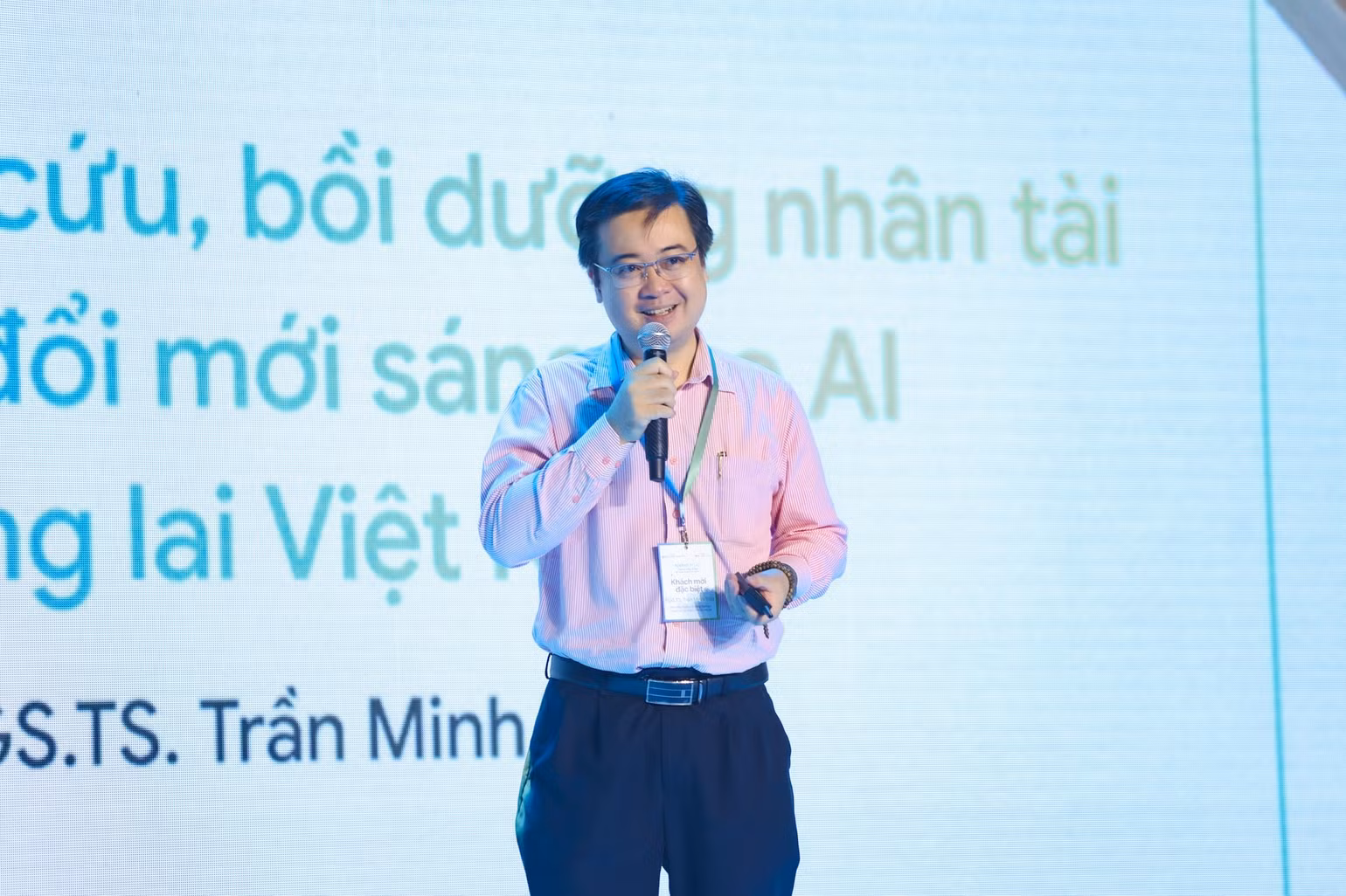Saigon AI Hub chuyển sang mô hình ‘đặt hàng’ nghiên cứu AI