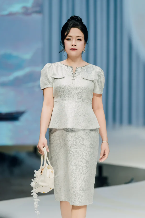 Từ thủ công truyền thống đến runway đương đại: di sản Việt bước vào xu hướng