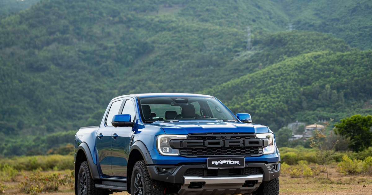 Khuyến mại ô tô ngày Phụ nữ 20/10: Kia giảm sâu, Ford ưu đãi khách nữ