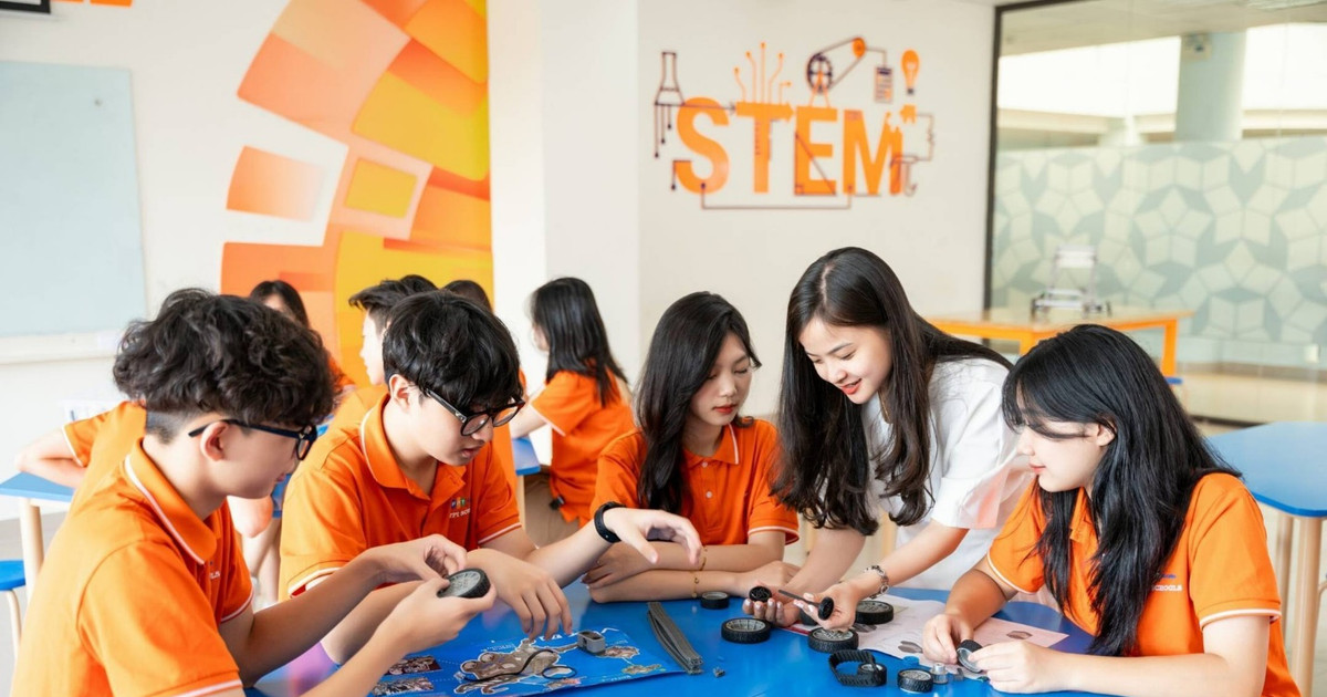 Bỏ phòng STEM riêng: Cơ hội để trường phổ thông dạy STEM linh hoạt và thực chất