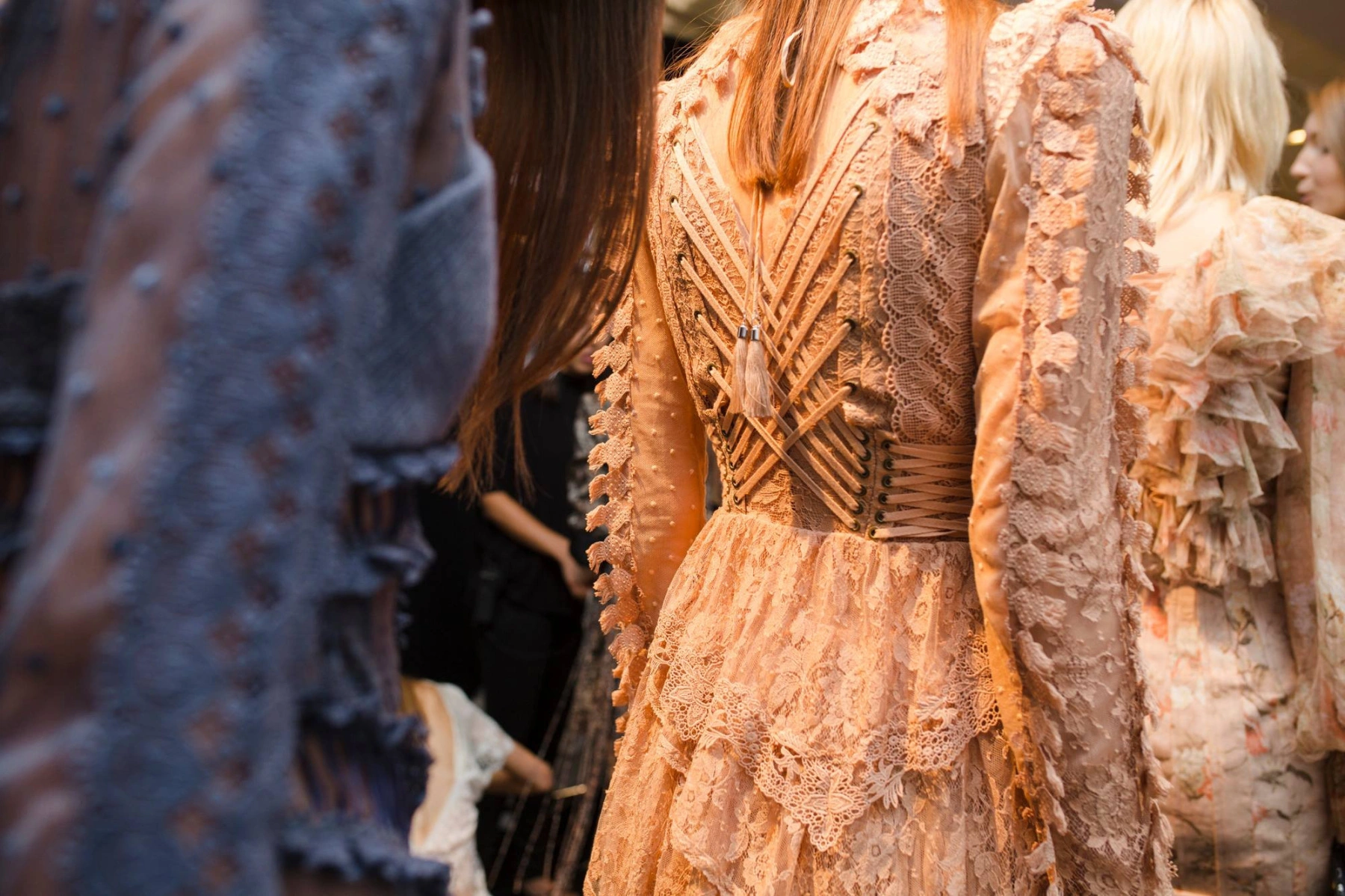 Paris Fashion Week: 8 nhà mốt định hình Xuân-Hè mới