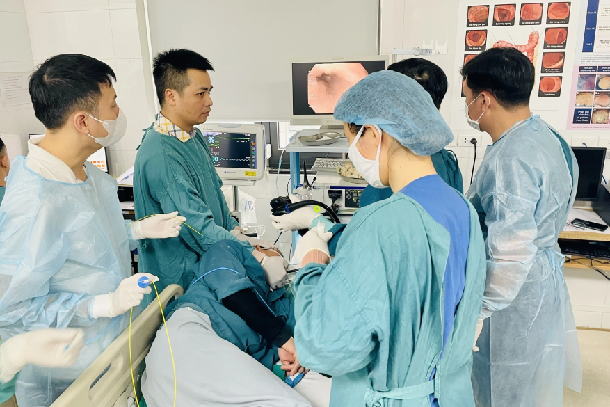 Tại sao người Việt hay bị chẩn đoán viêm dạ dày sai