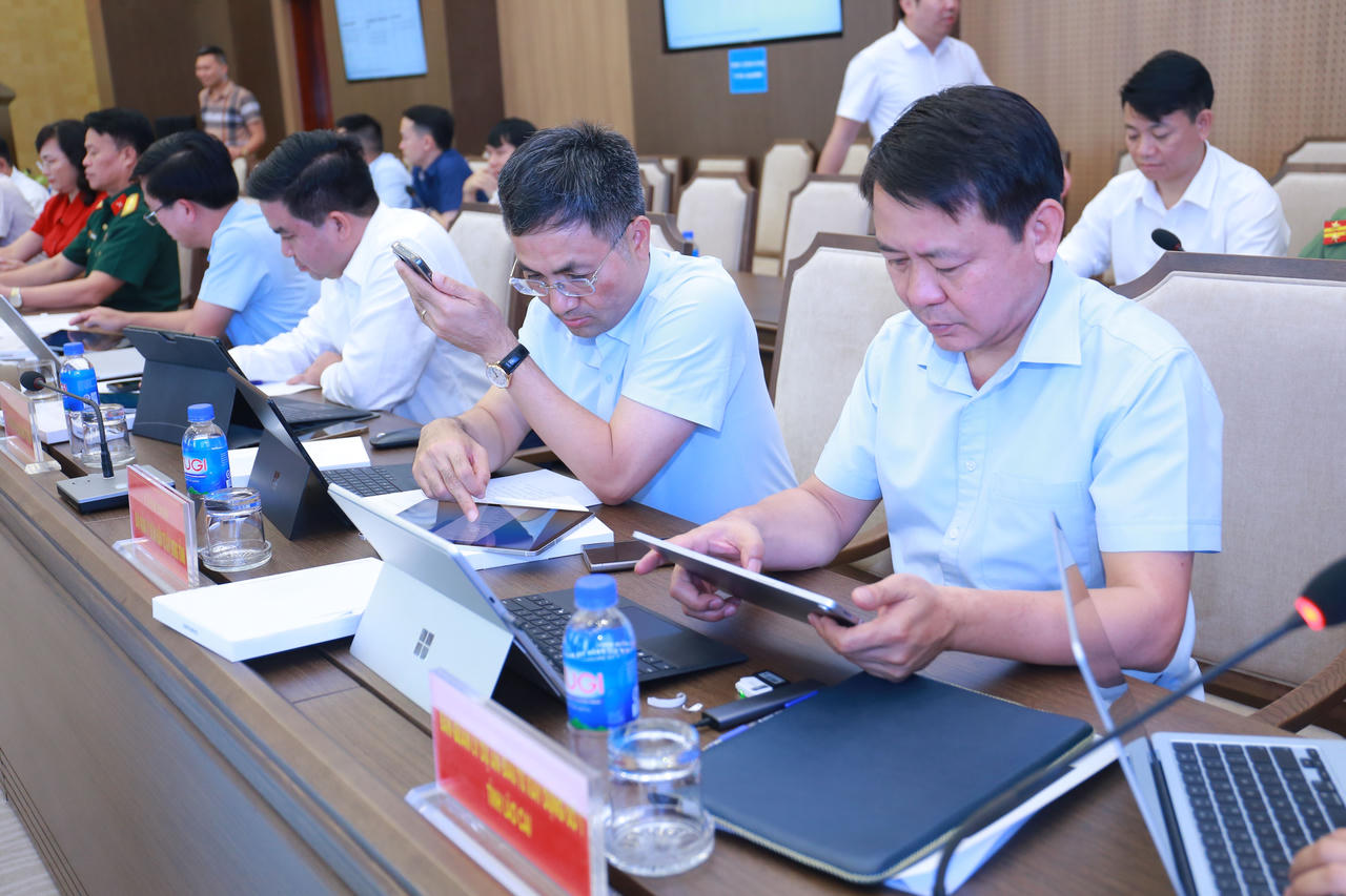 AI Không Chỉ Là Công Cụ: Khi Trí Tuệ Nhân Tạo Trở Thành Cộng Sự Tư Duy
