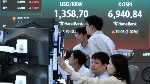 Các ngân hàng Hàn Quốc bị tấn công mạng AI: khi hệ thống tài chính trở thành mặt trận mới