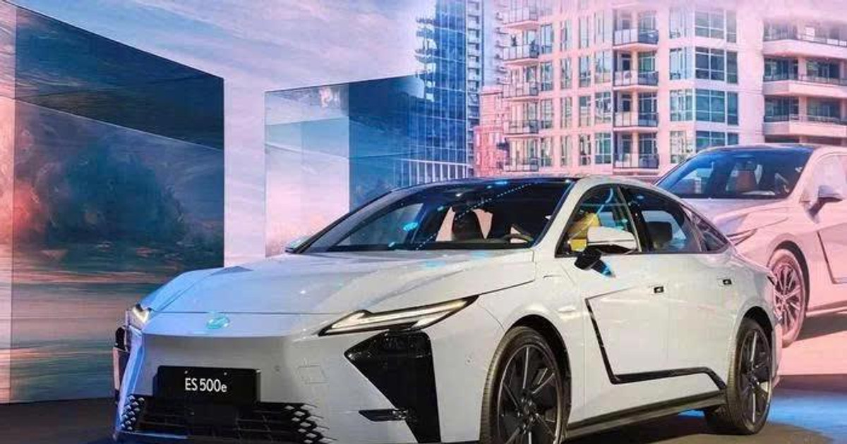 Lexus ES 500e tại Việt Nam: xe điện hạng sang 460 km và bài toán cạnh tranh