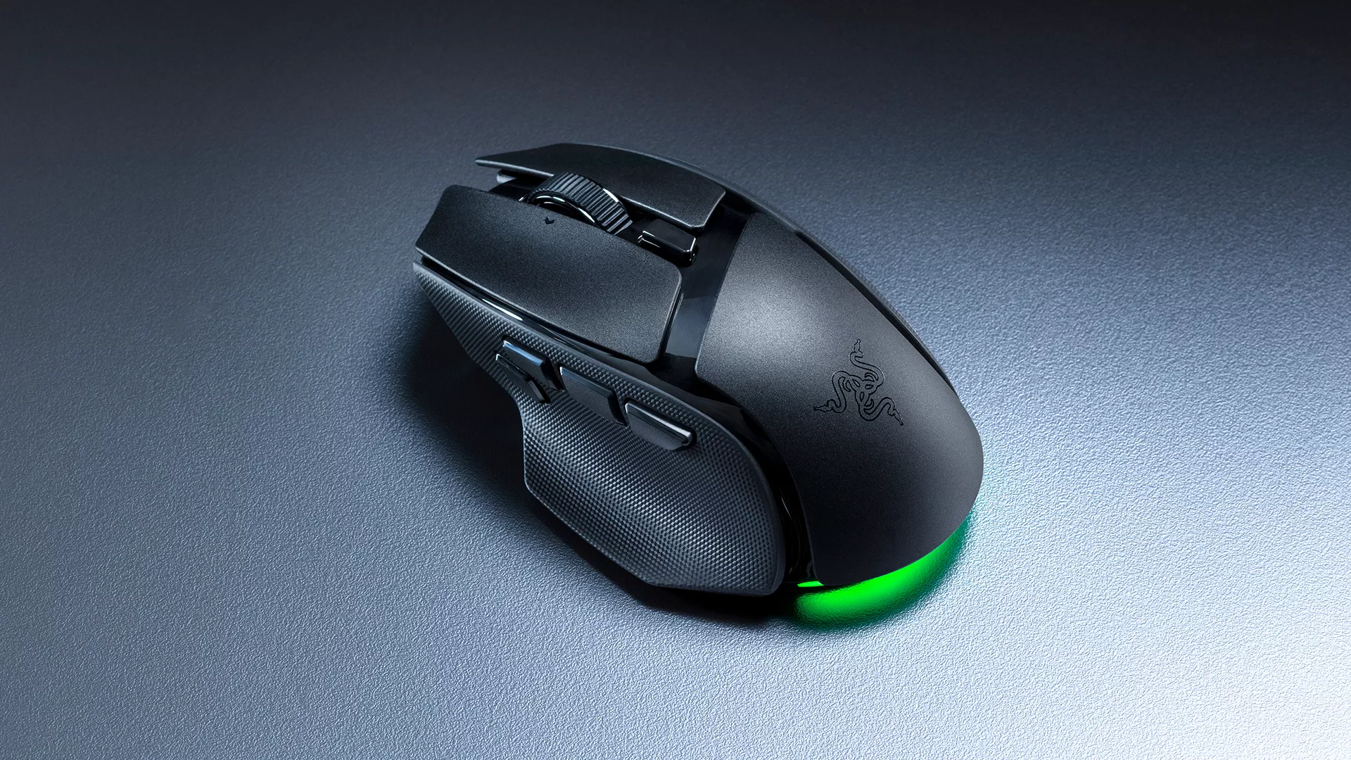 Razer Basilisk V4 Pro vs V4 HyperSpeed: Chuột gaming nào đáng mua hơn?