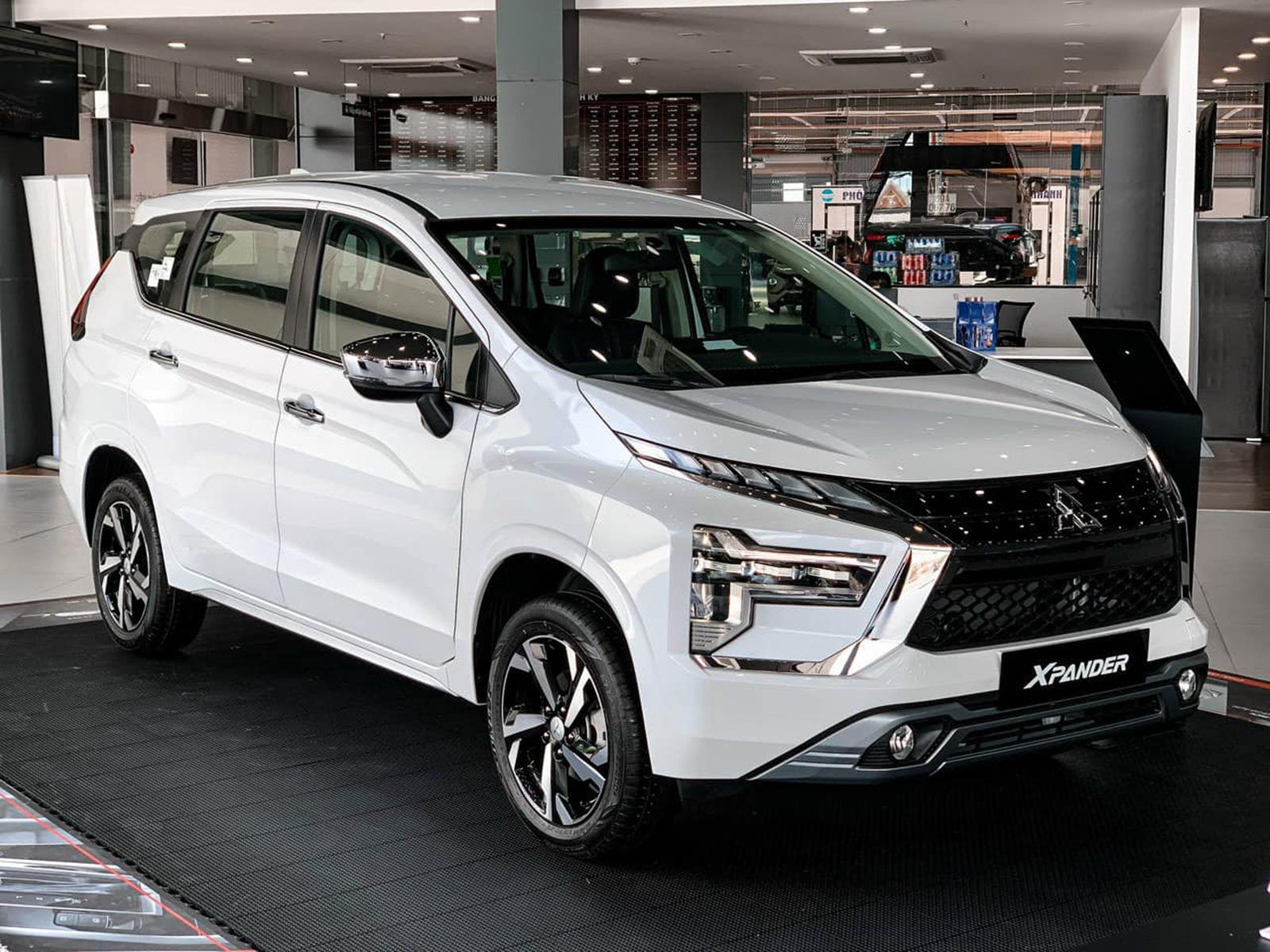 Mitsubishi Triton giảm 56 triệu trong tháng 10: Có nên xuống tiền?