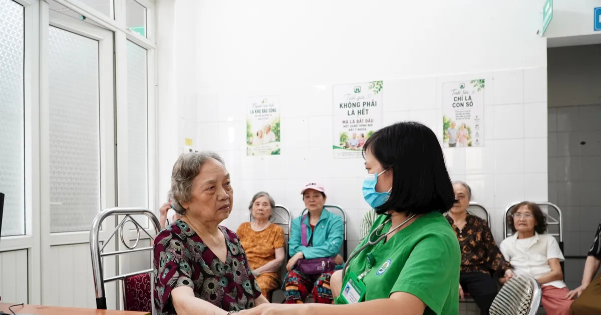 Mục tiêu sống khỏe trên 71 năm và bài toán chất lượng dân số