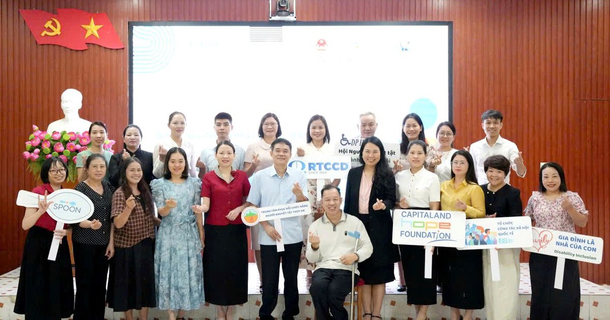 Hà Nội hỗ trợ gia đình có con khuyết tật chăm sóc và trị liệu tại nhà