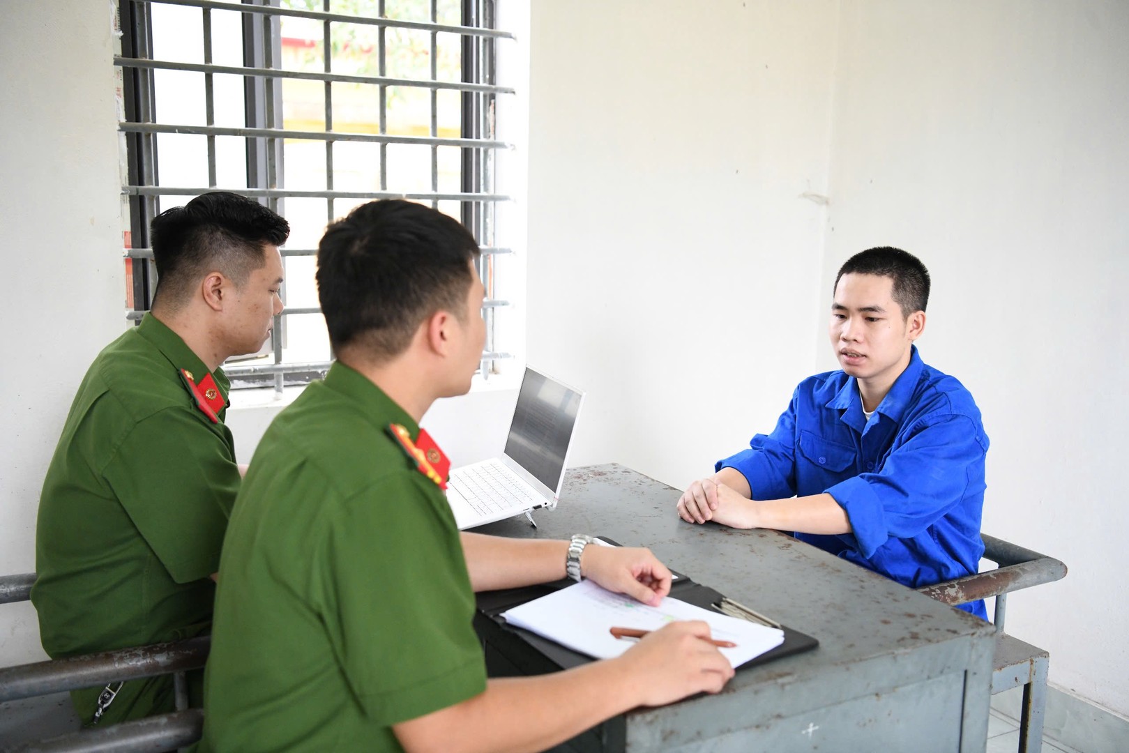 Cách tội phạm xuyên quốc gia lợi dụng tài khoản ngân hàng và tiền mã hóa để rửa tiền từ Nhật Bản