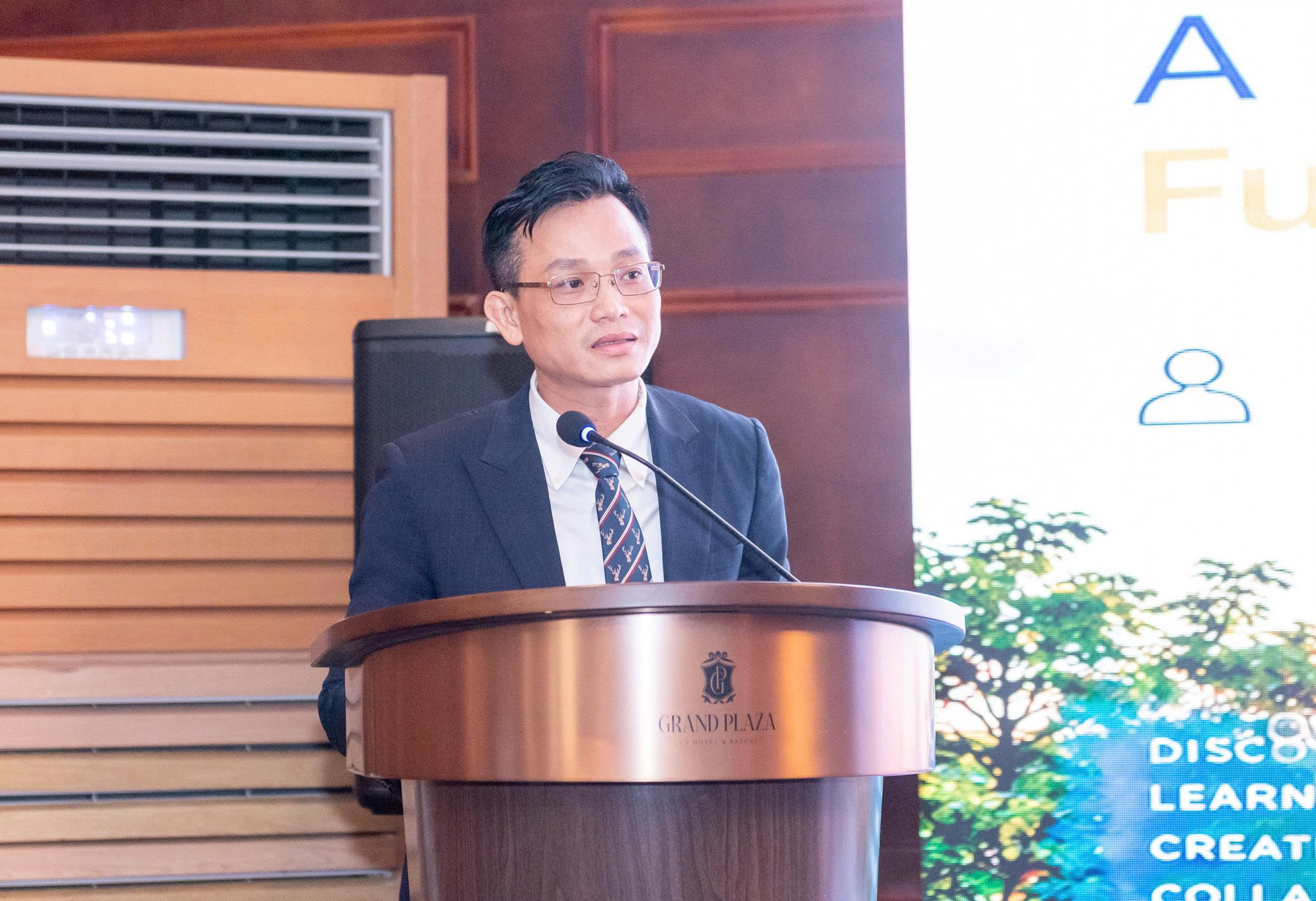 Đại học AI-Native: Không thể chỉ gắn thêm AI vào hệ thống cũ