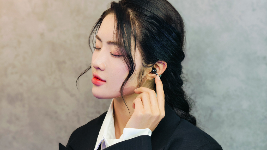 Tai nghe dạng mở bùng nổ: Audiophile có nên quay lưng với tai nghe kín?