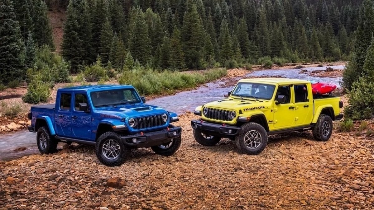 Jeep Wrangler Switchback ra mắt: V6 mạnh mẽ, cá tính đậm chất off-road