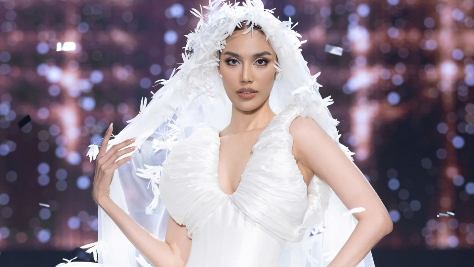 Nguyễn Phúc Tuấn và hành trình đưa lụa Bảo Lộc lên sàn diễn Paris