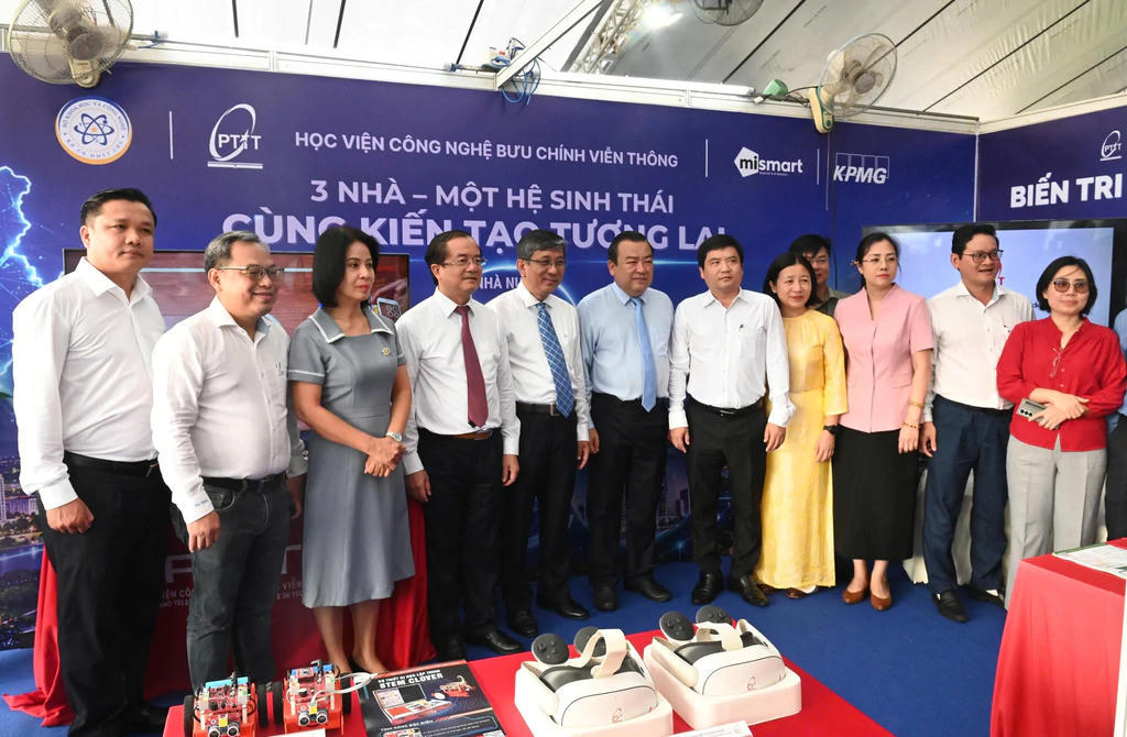Kinh tế không gian tầm thấp và cú hích cho công nghiệp bay